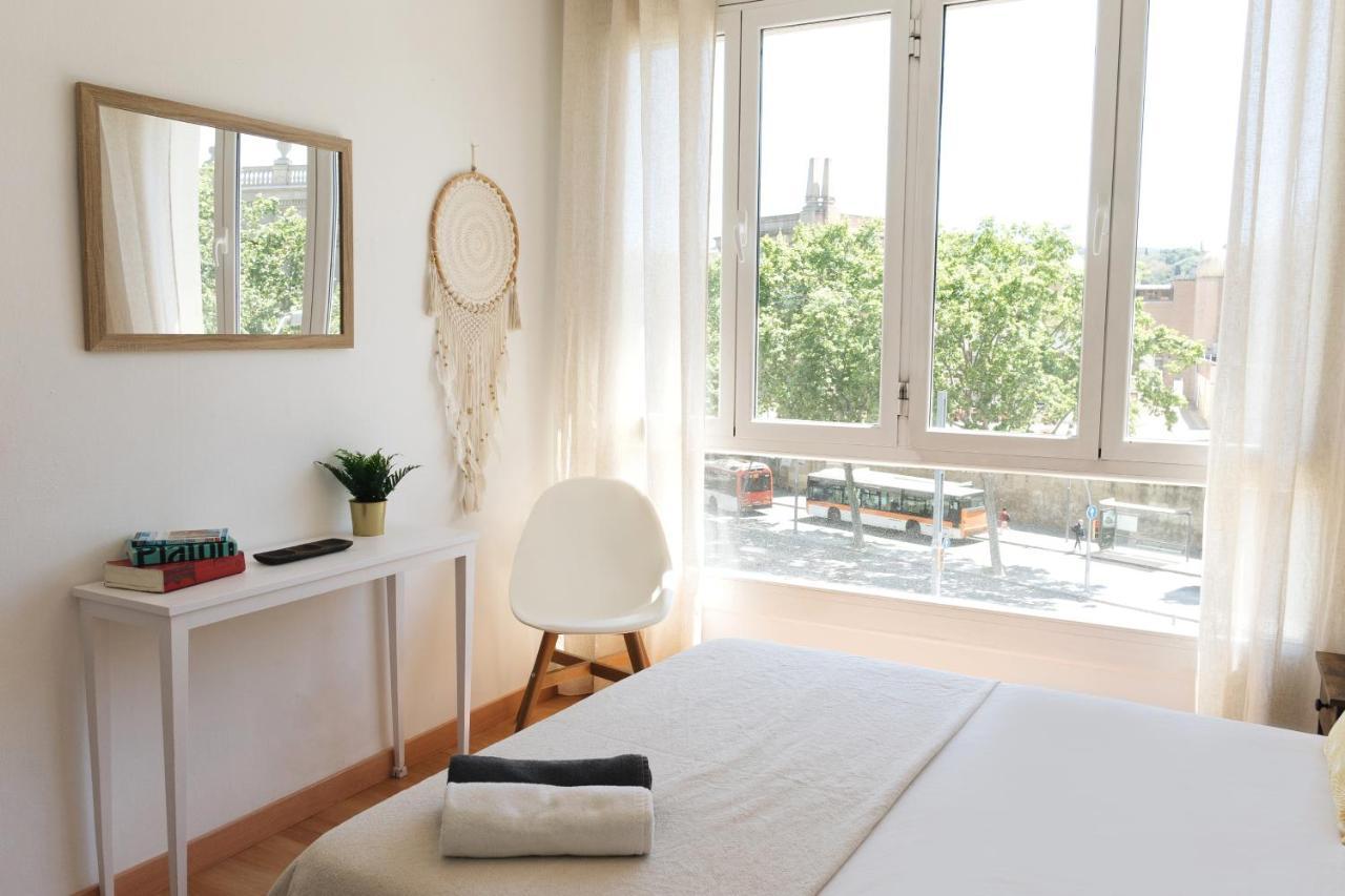 Sunny And Modern Apartment Ideal For Groups Barcelona Eksteriør billede