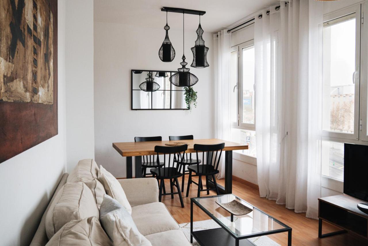 Sunny And Modern Apartment Ideal For Groups Barcelona Eksteriør billede