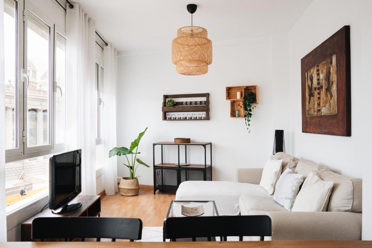 Sunny And Modern Apartment Ideal For Groups Barcelona Eksteriør billede